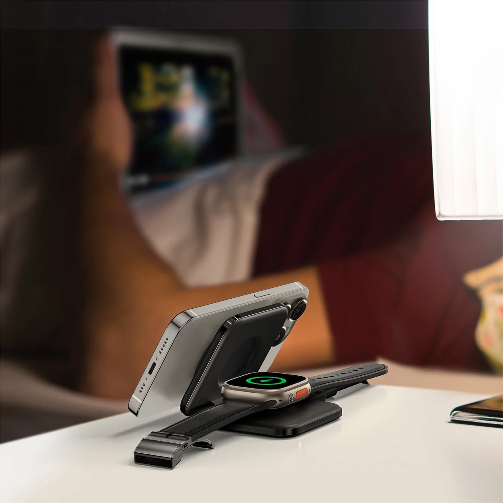 AMAZING THING EXPLORER PRO 3IN1 PD 15W PORTABLE WIRELESS CHARGER WITH 1.2M USB-C TO USB-C CABLE - ALAMAT