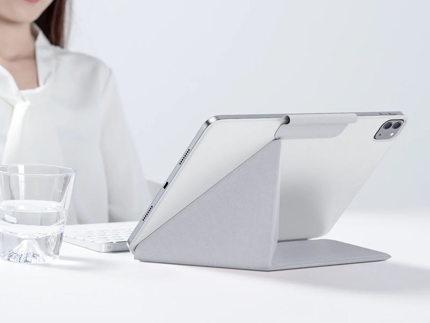 Benks Urban Magnetic Multi-Fold Protective Case Pad Air 11(2024/Black) - Best Buy Tech