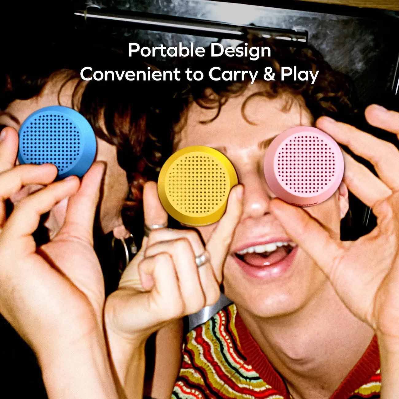 مكبر صوت لاسلكي مغناطيسي Momax 1-VIBE GO LITE (أزرق مائي)