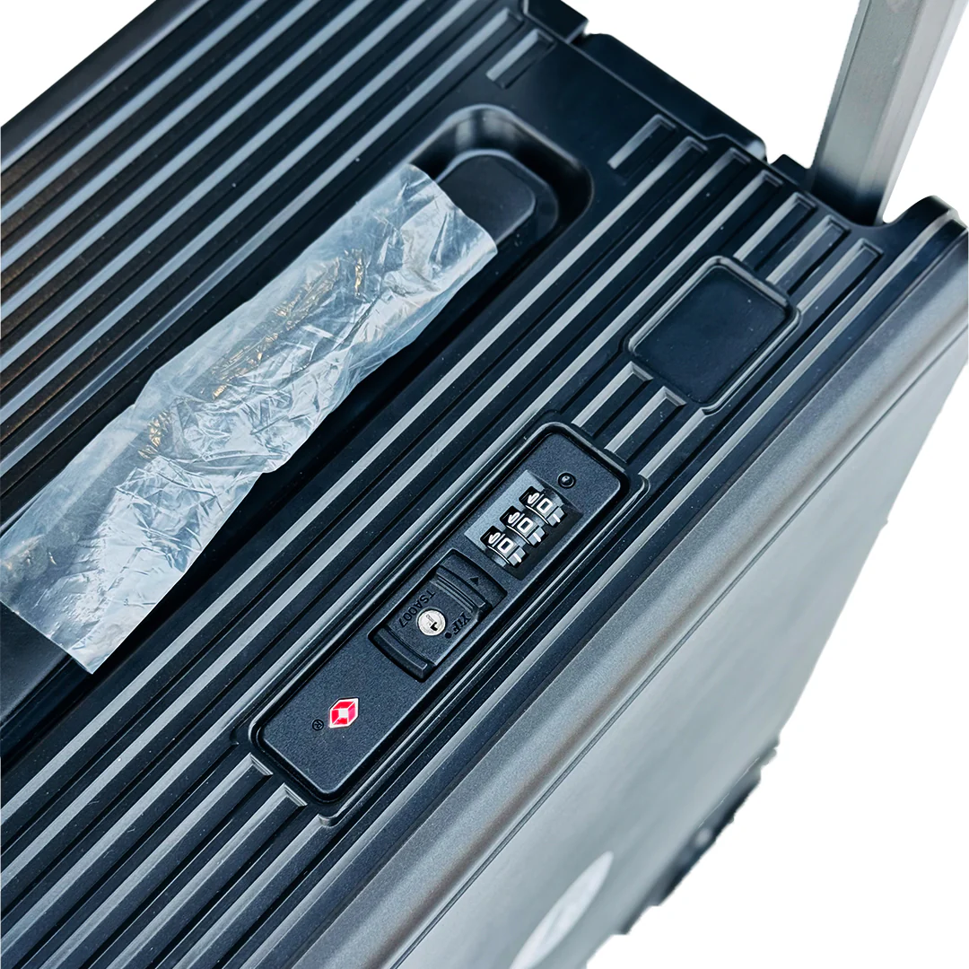 E LUGGAGE– Smart Electric Suitcase BIG - حقيبة سفر كهربائية