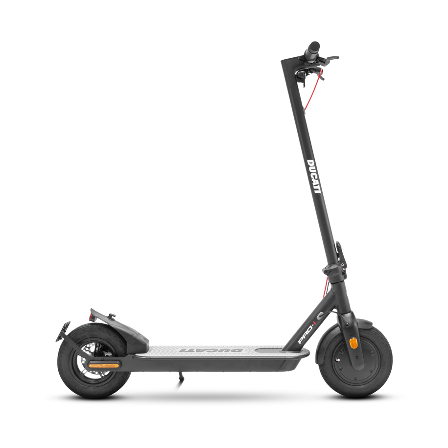 Ducati PRO-I EVO Advanced Safety 10Inch wheel + 30km Autonomy Ducati PRO-I EVO Advanced Safety 10Inch wheel + 30km Autonomy