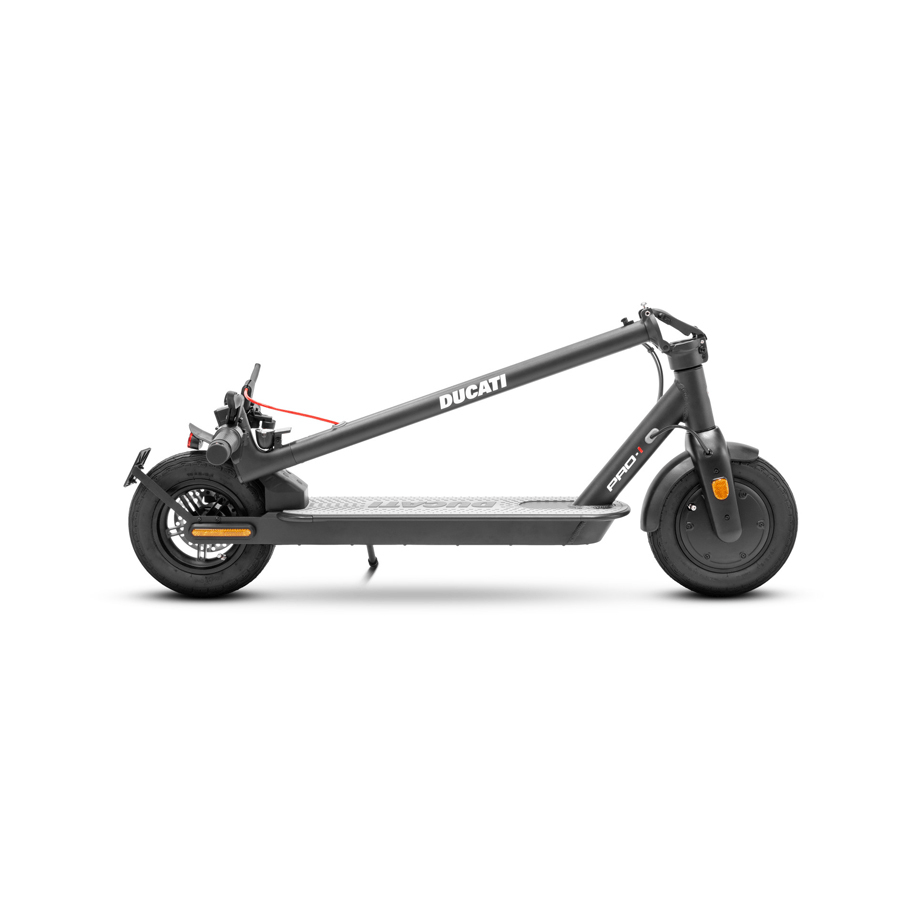Ducati PRO-I EVO Advanced Safety 10Inch wheel + 30km Autonomy Ducati PRO-I EVO Advanced Safety 10Inch wheel + 30km Autonomy