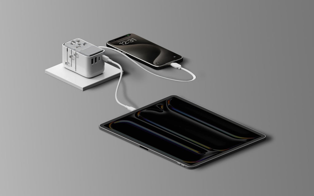 MOMAX 1-WORLD FLOW 35W 4 PORT WITH BUILT-IN USB-C CABLE TRAVEL ADAPTOR (Whte) MOMAX 1-WORLD FLOW 35W 4 PORT WITH BUILT-IN USB-C CABLE TRAVEL ADAPTOR (Whte)