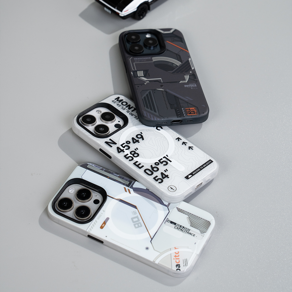 Benks Magnetic Mecha Series Case for iPhone 16 Pro black