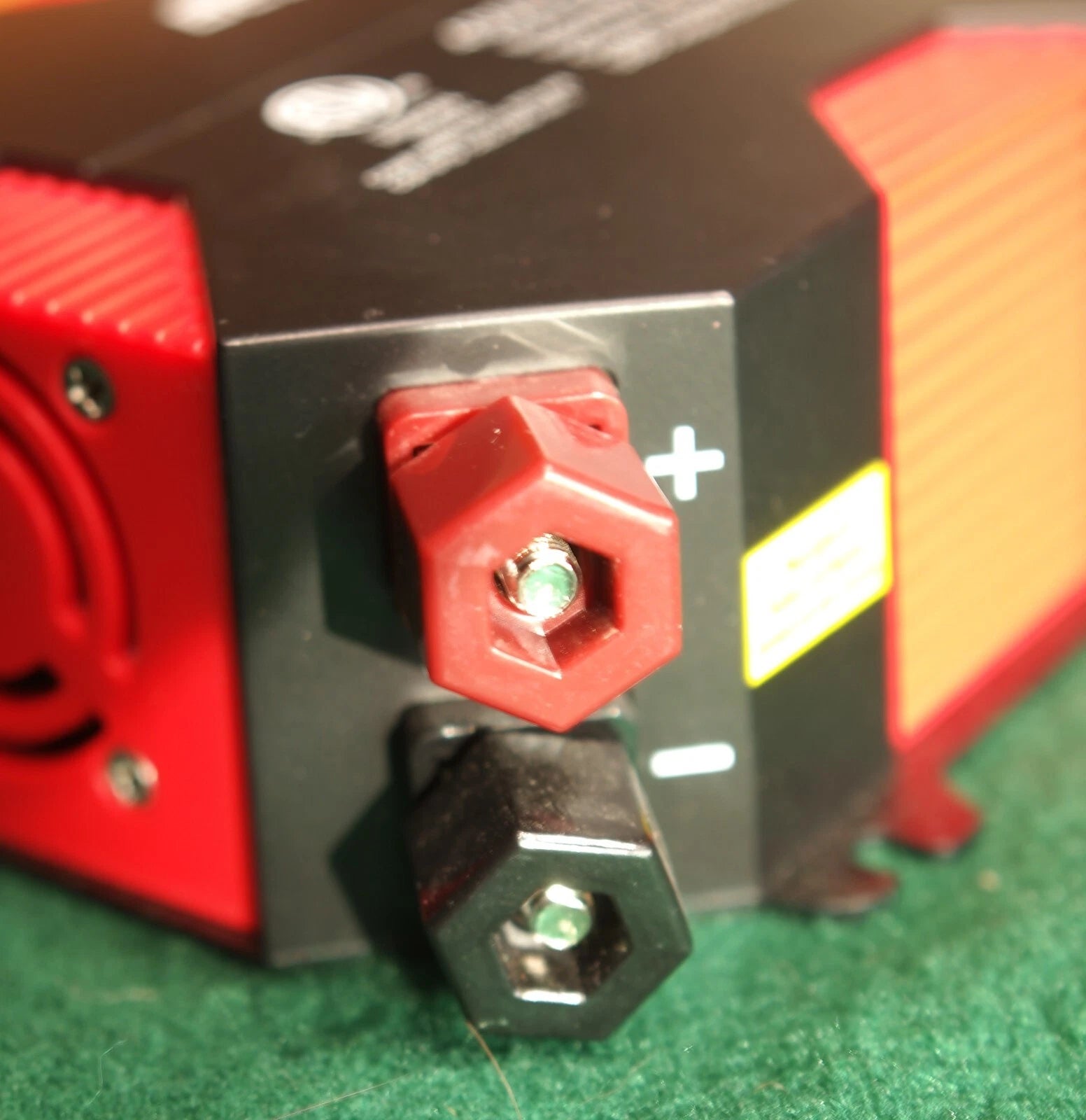 Dc to Ac Power Inverter 400w Qatar - Bestbuytech.com