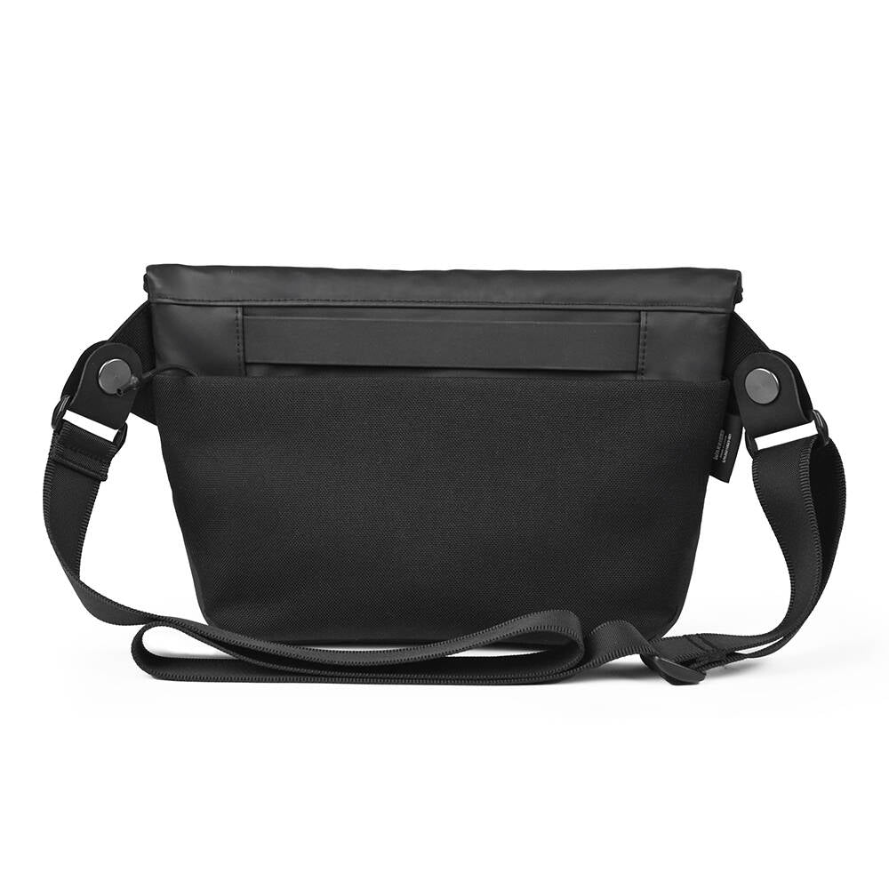 Wiwu Warriors Message Bag X - Black Wiwu Warriors Message Bag X - Black